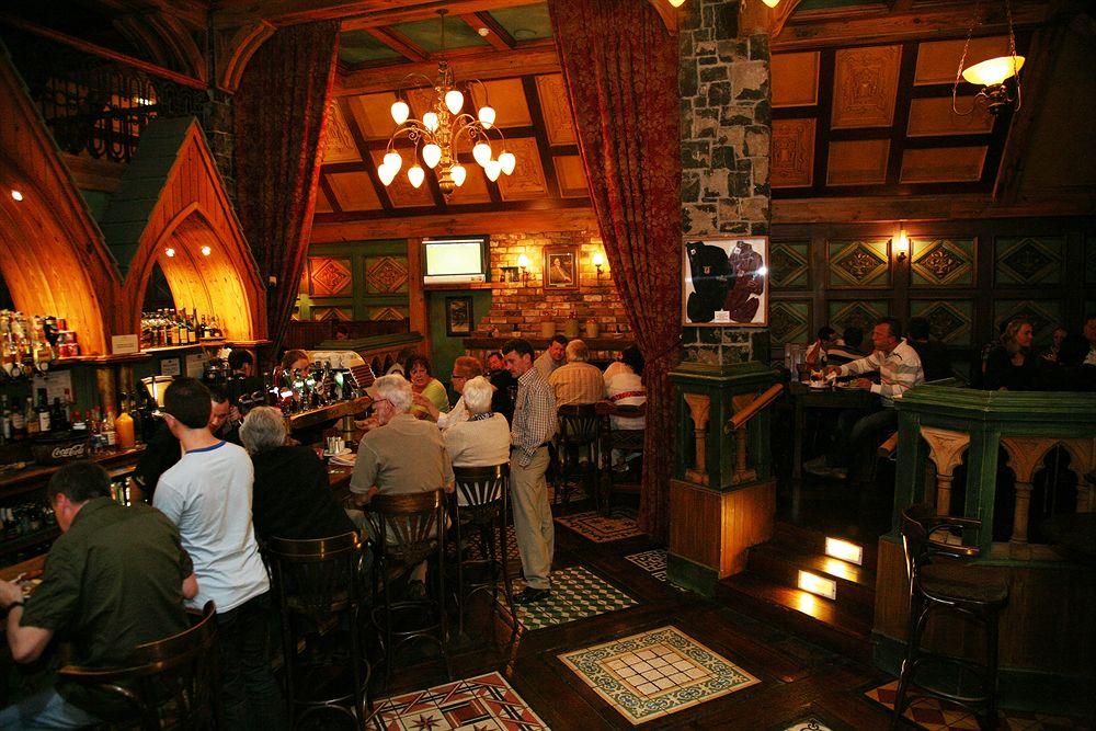 Temple Gate Hotel Енніс Екстер'єр фото