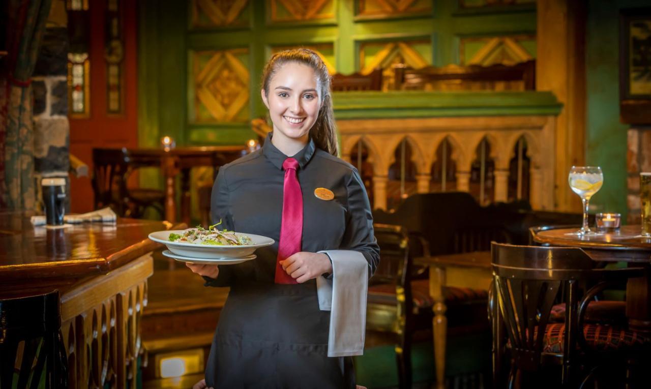 Temple Gate Hotel Енніс Екстер'єр фото
